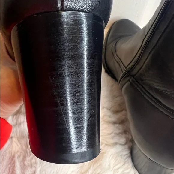 ❤️ LOUIS VUITTON🌷HOST PICK🌷LEATHER ANKLE BOOTS BLACK 6.5 (36.5) - Picture 6 of 16